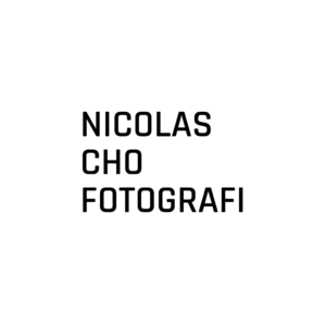 Text: NICOLAS CHO FOTOGRAFI